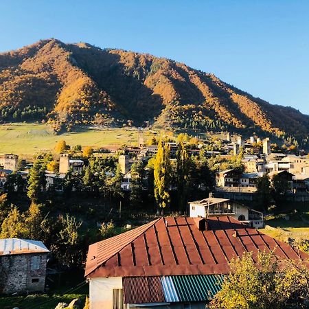 Travel Inn House Mestia • Მოგზაურის Სახლი Bagian luar foto