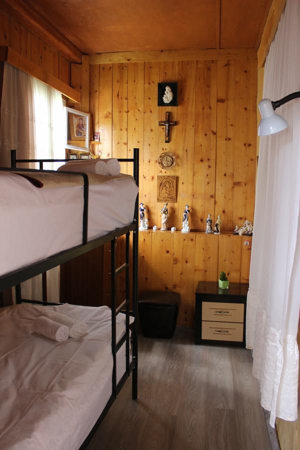 Travel Inn House Mestia • Მოგზაურის Სახლი Bagian luar foto