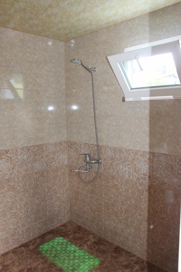 Travel Inn House Mestia • Მოგზაურის Სახლი Bagian luar foto