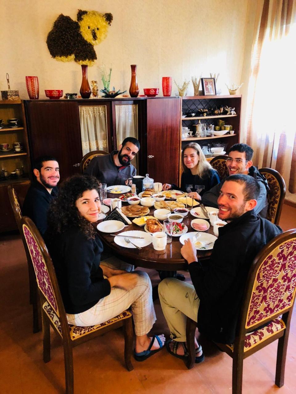 Travel Inn House Mestia • Მოგზაურის Სახლი Bagian luar foto